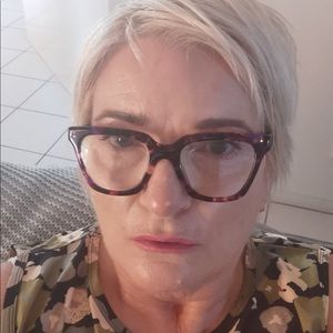 Meet your Posher, Kim